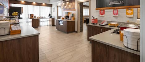 Free daily continental breakfast