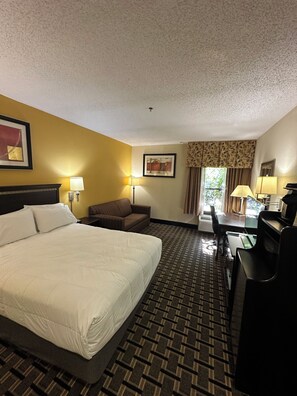 1 bedroom, in-room safe, desk, iron/ironing board