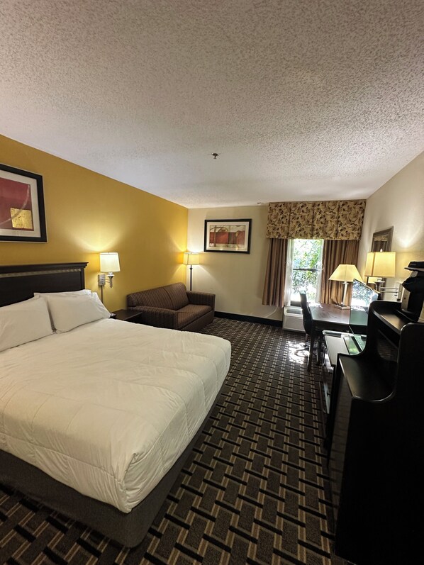 In-room safe, desk, iron/ironing board, free WiFi