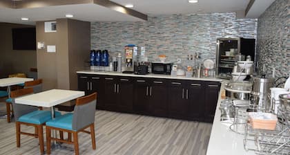 Best Western Plus Hardeeville Inn & Suites