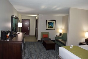 Desk, iron/ironing board, cots/infant beds, rollaway beds - Best Western Plus Hardeeville Inn & Suites (Hardeeville)