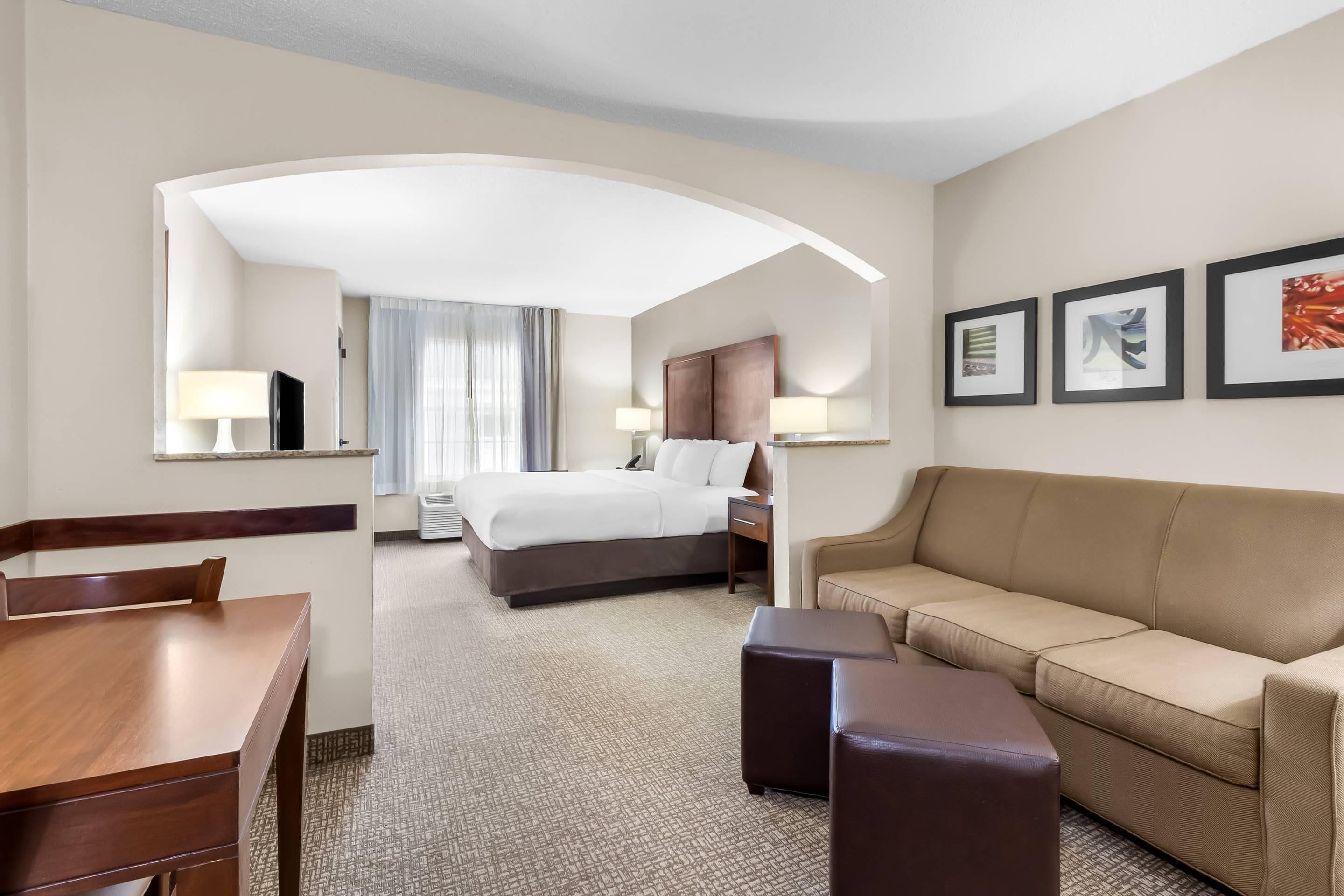 In-room safe, desk, laptop workspace, iron/ironing board
