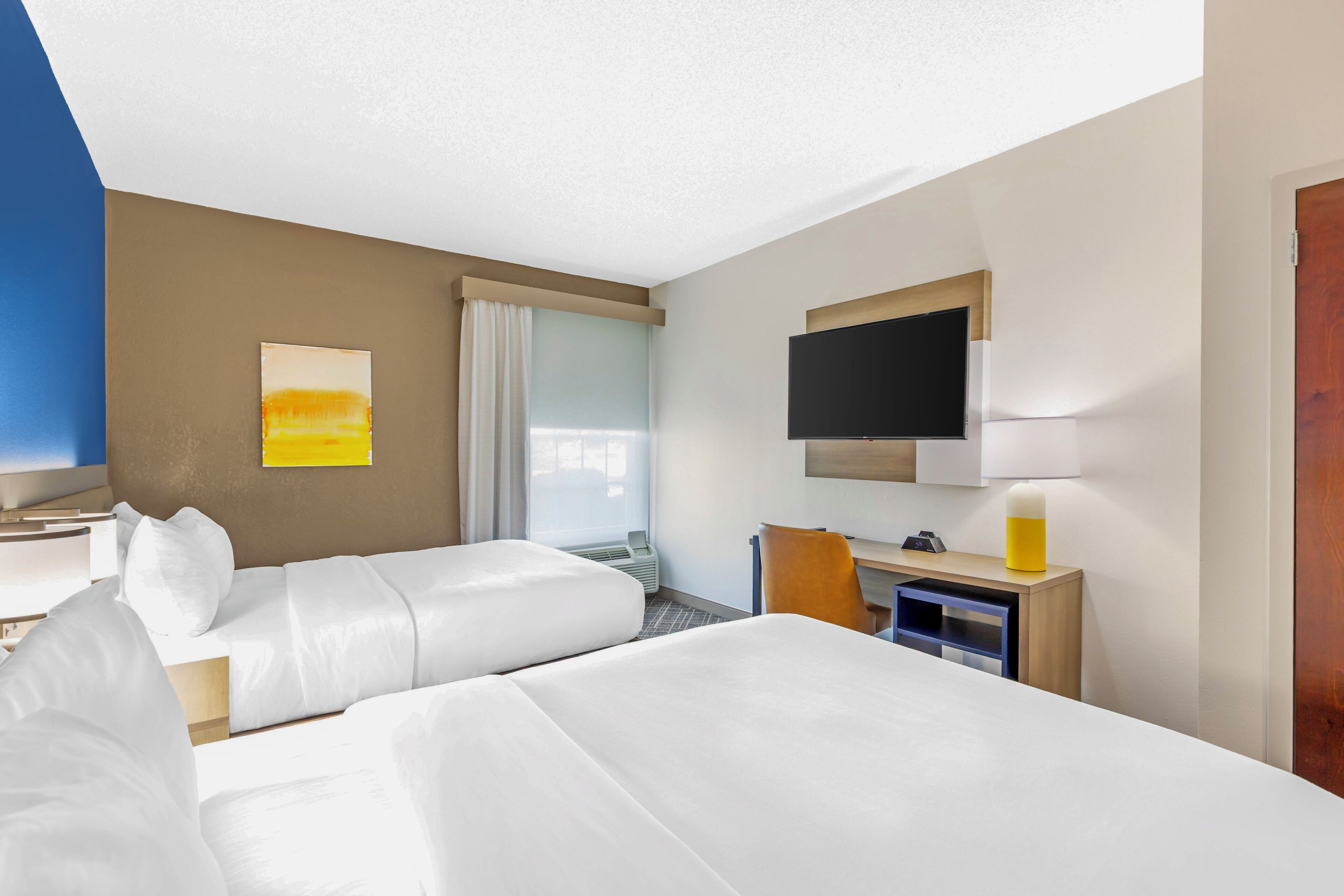 In-room safe, desk, laptop workspace, iron/ironing board