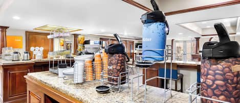 Petit déjeuner continental compris tous les jours