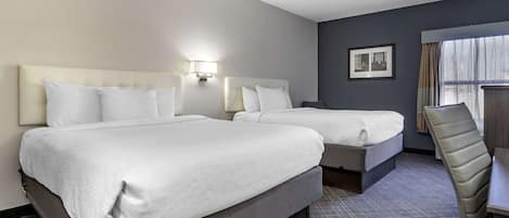 Surmatelas, bureau, fer et planche à repasser, lits bébé (gratuits)