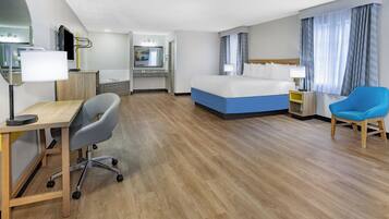 Studio Suite, 1 King Bed, Non Smoking | In-room safe, iron/ironing board, rollaway beds, free WiFi