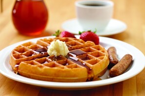 Free daily buffet breakfast - Quality Inn Walterboro I-95 (Walterboro)