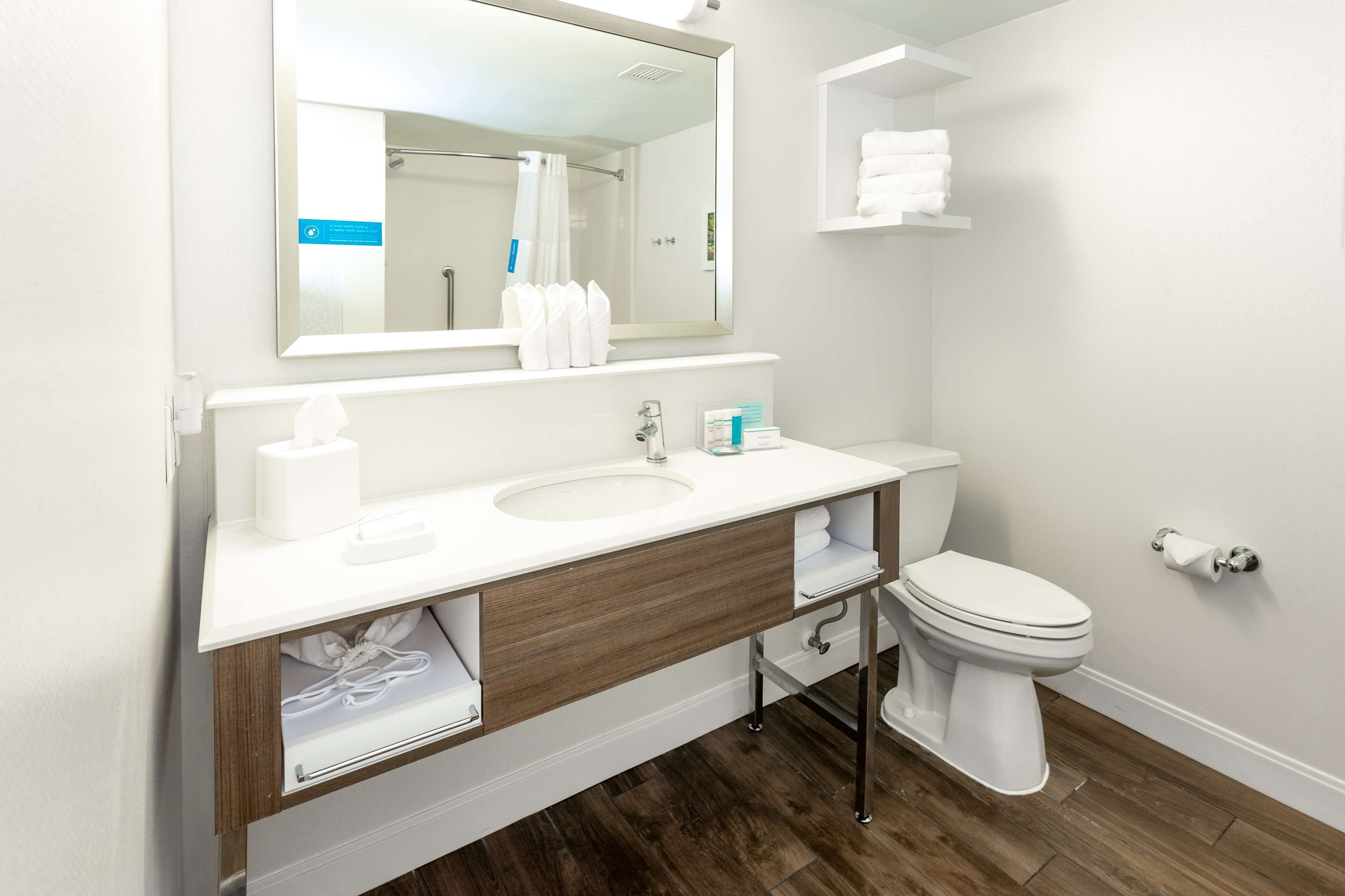 Free toiletries, hair dryer, towels