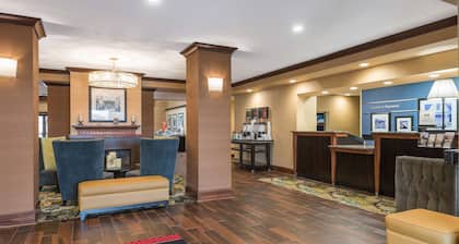 Hampton Inn & Suites Florence Center