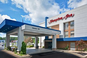 Exterior - Hampton Inn Greenwood (Greenwood)