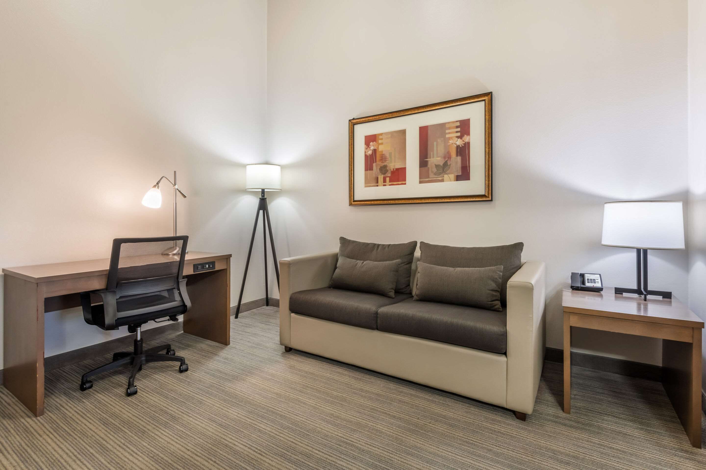 suite, 1 bedroom, non smoking | 1 bedroom, desk, blackout curtains, iron/ironing board