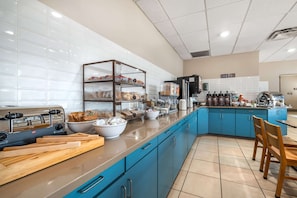 Free daily buffet breakfast