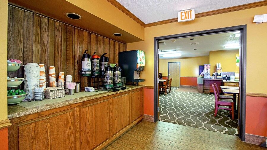 Quality Inn Huron