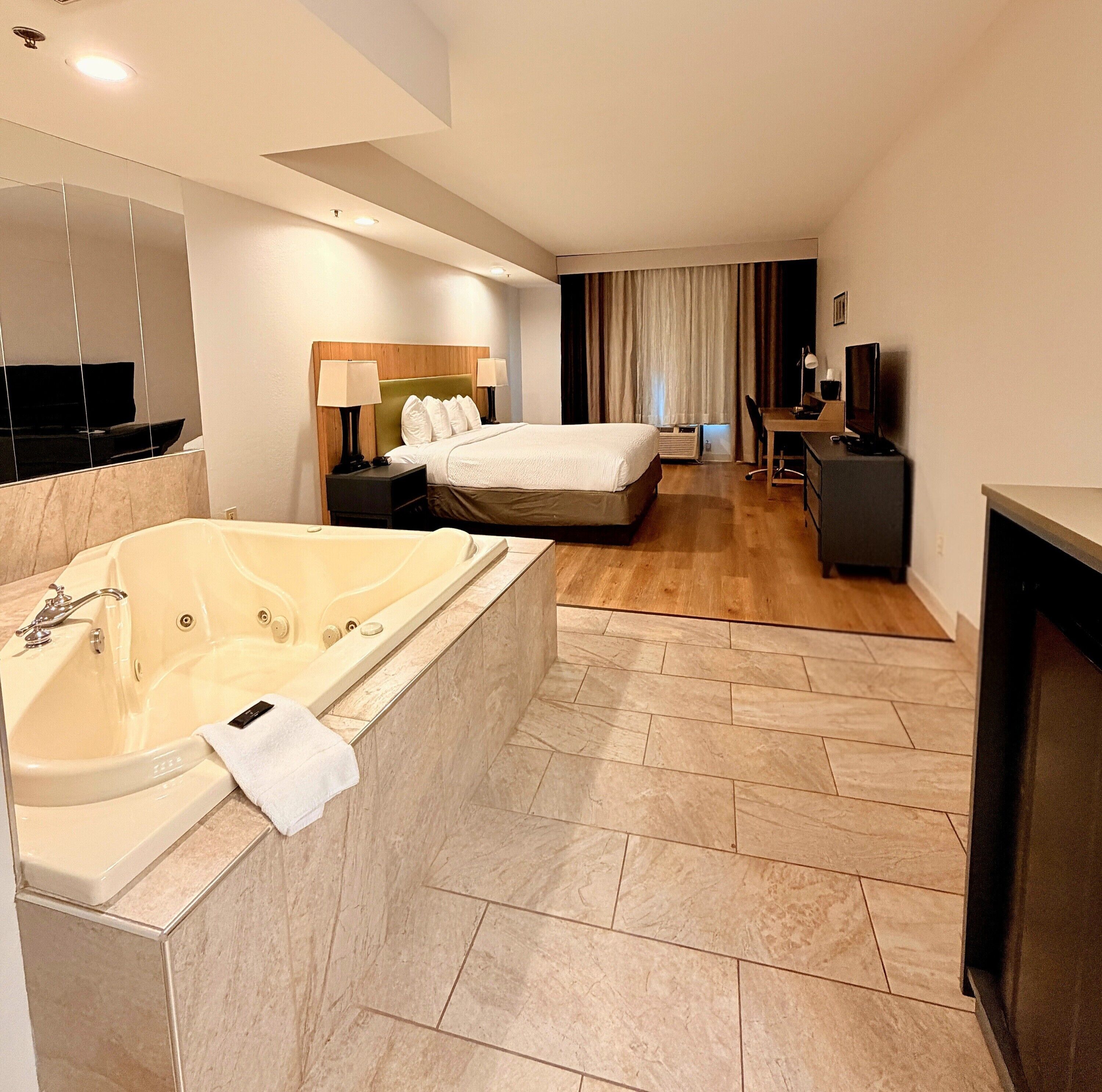 Room | Individually furnished, desk, blackout curtains, iron/ironing board