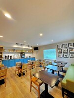 Desayuno continental gratuito y diario