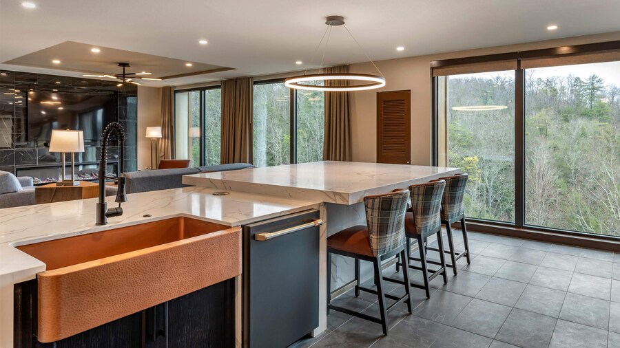 Hilton Vacation Club MountainLoft Gatlinburg