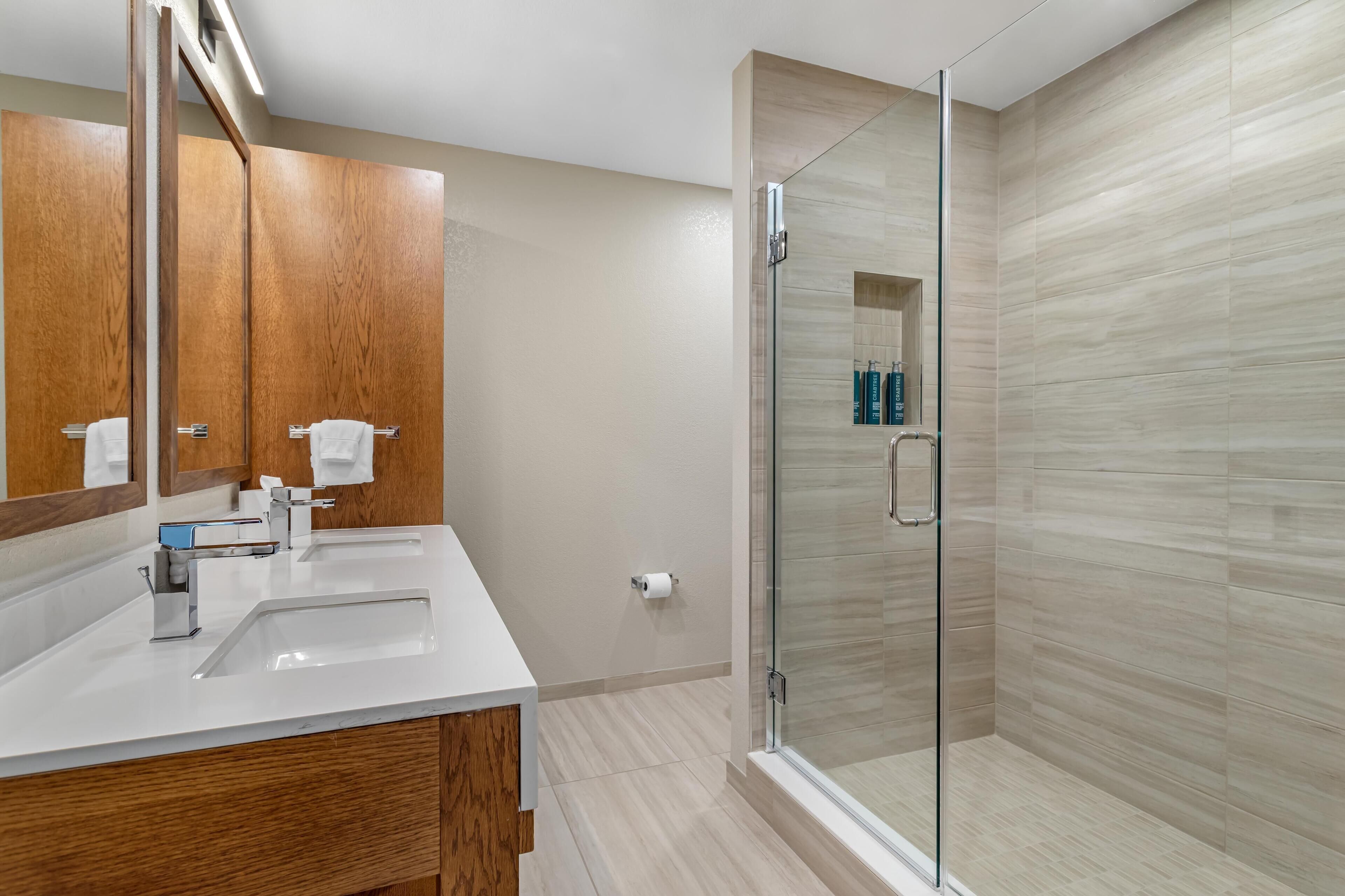 3 BEDROOM 2 KING 2 QUEEN PRESIDENTIAL SUITE | Chuveiro