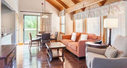 Hilton Vacation Club MountainLoft Gatlinburg