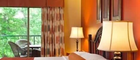Premium bedding, iron/ironing board, free WiFi, bed sheets