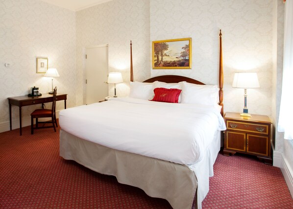 Standard Room, 1 King Bed