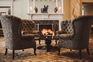 Sala de estar en el lobby