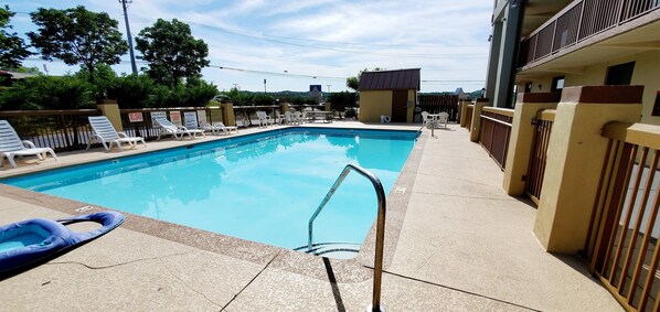 Seasonal outdoor pool
