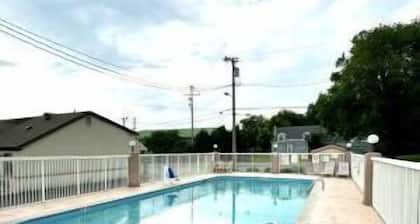Rodeway Inn Goodlettsville South