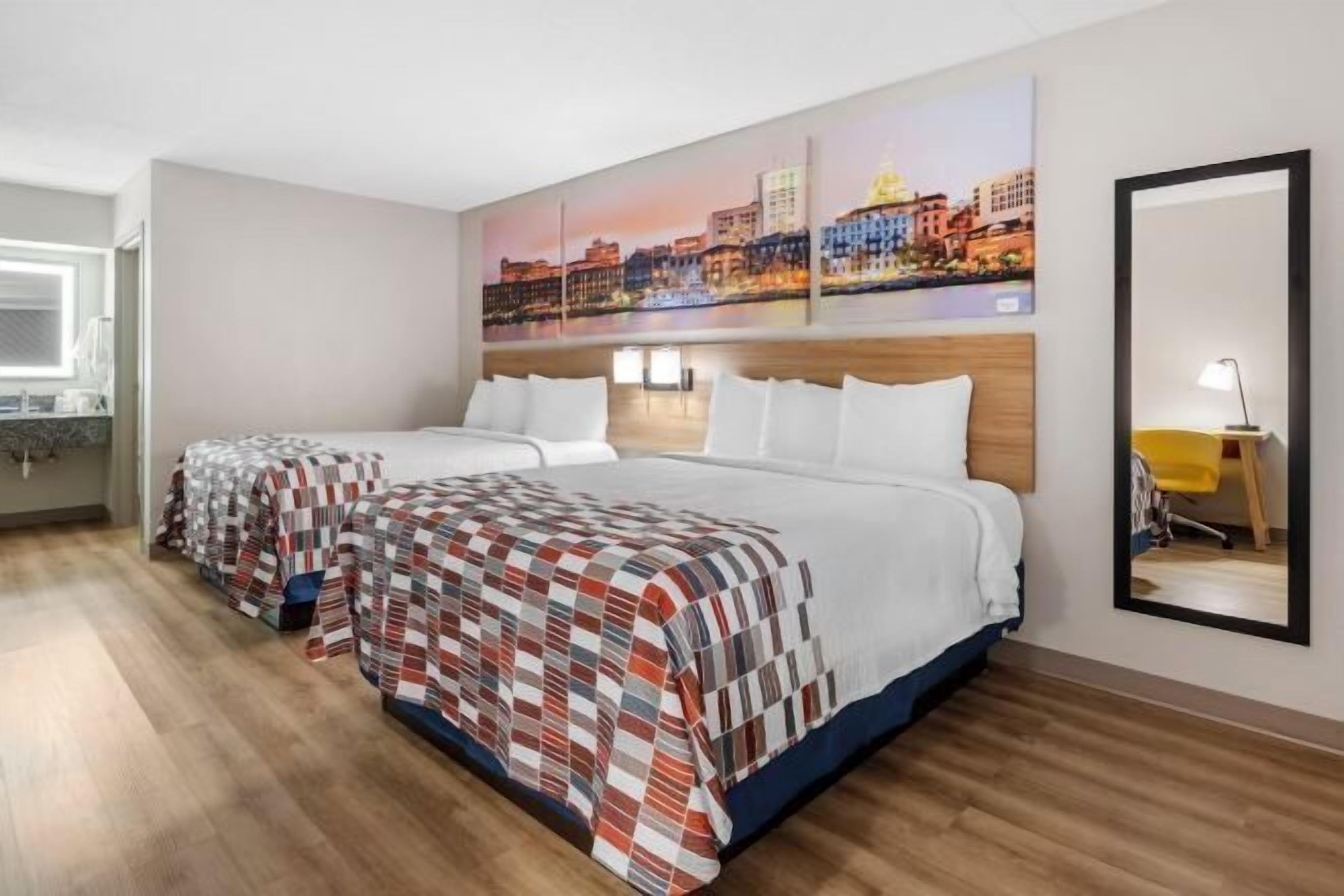 Desk, laptop workspace, blackout drapes, free WiFi