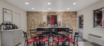 Red Roof Inn Crossville