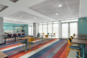 Free buffet breakfast