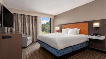 Suite, 1 Bedroom, Non Smoking | In-room safe, iron/ironing board, free cots/infant beds