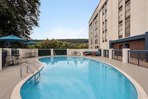 Pool - Hampton Inn Bristol (Bristol)