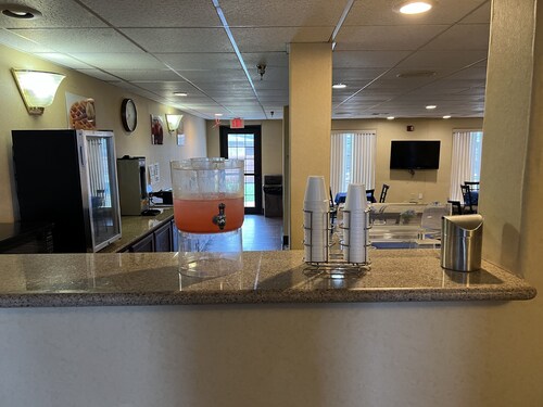 Americas Best Value Inn Pharr