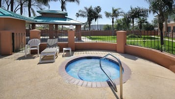 Piscina all'aperto