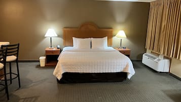 Suite, 1 cama King size, para no fumadores | Caja de seguridad en la habitación, insonorización y wifi gratis