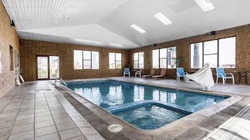 Indendørs pool