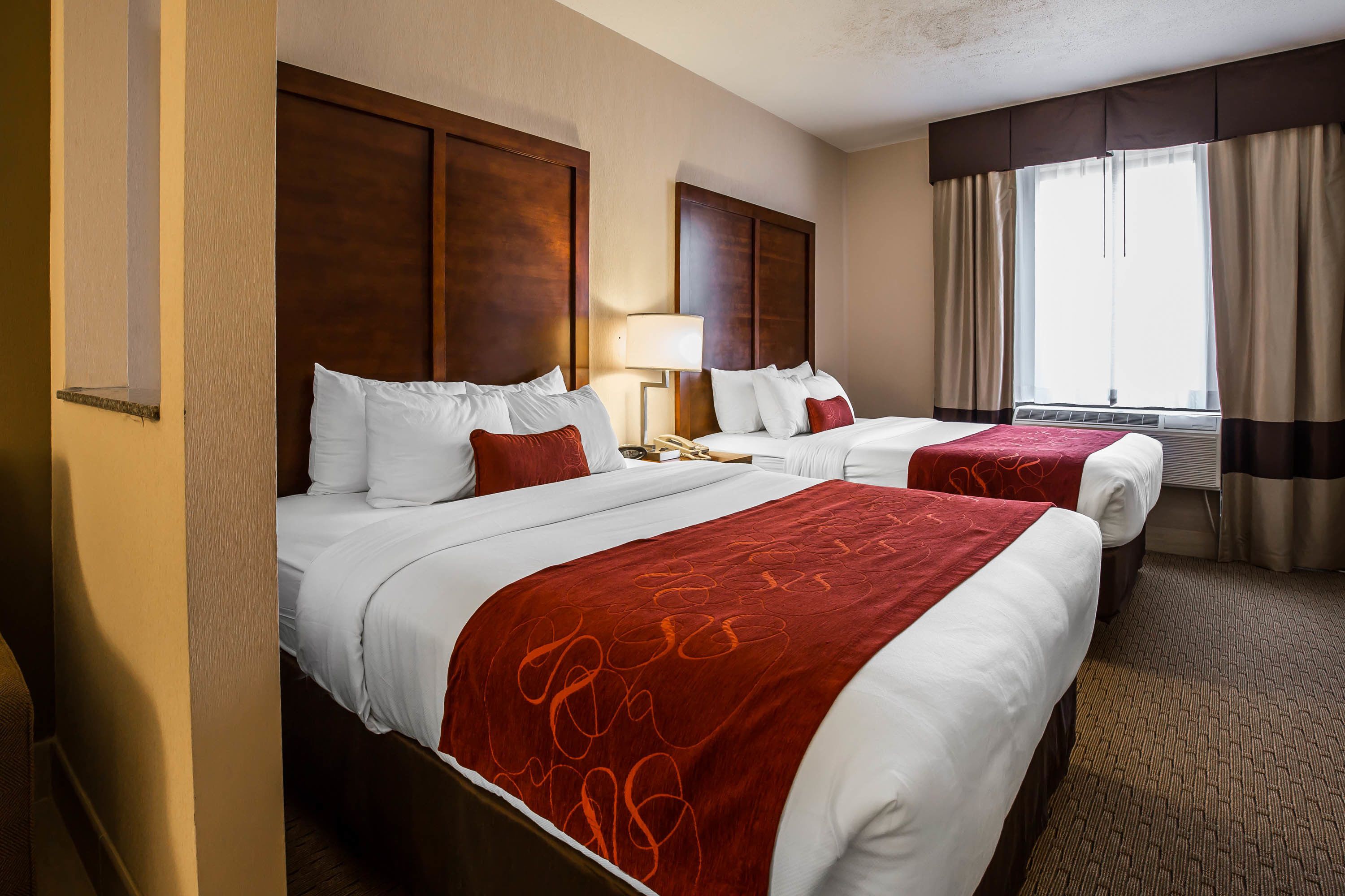 suite (2 queen beds and 1 sofabed) | in-room safe, desk, iron/ironing board, free cots/infant beds