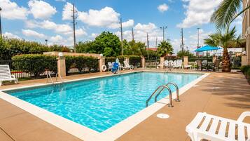 Seasonal outdoor pool