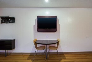 Free WiFi, bed sheets