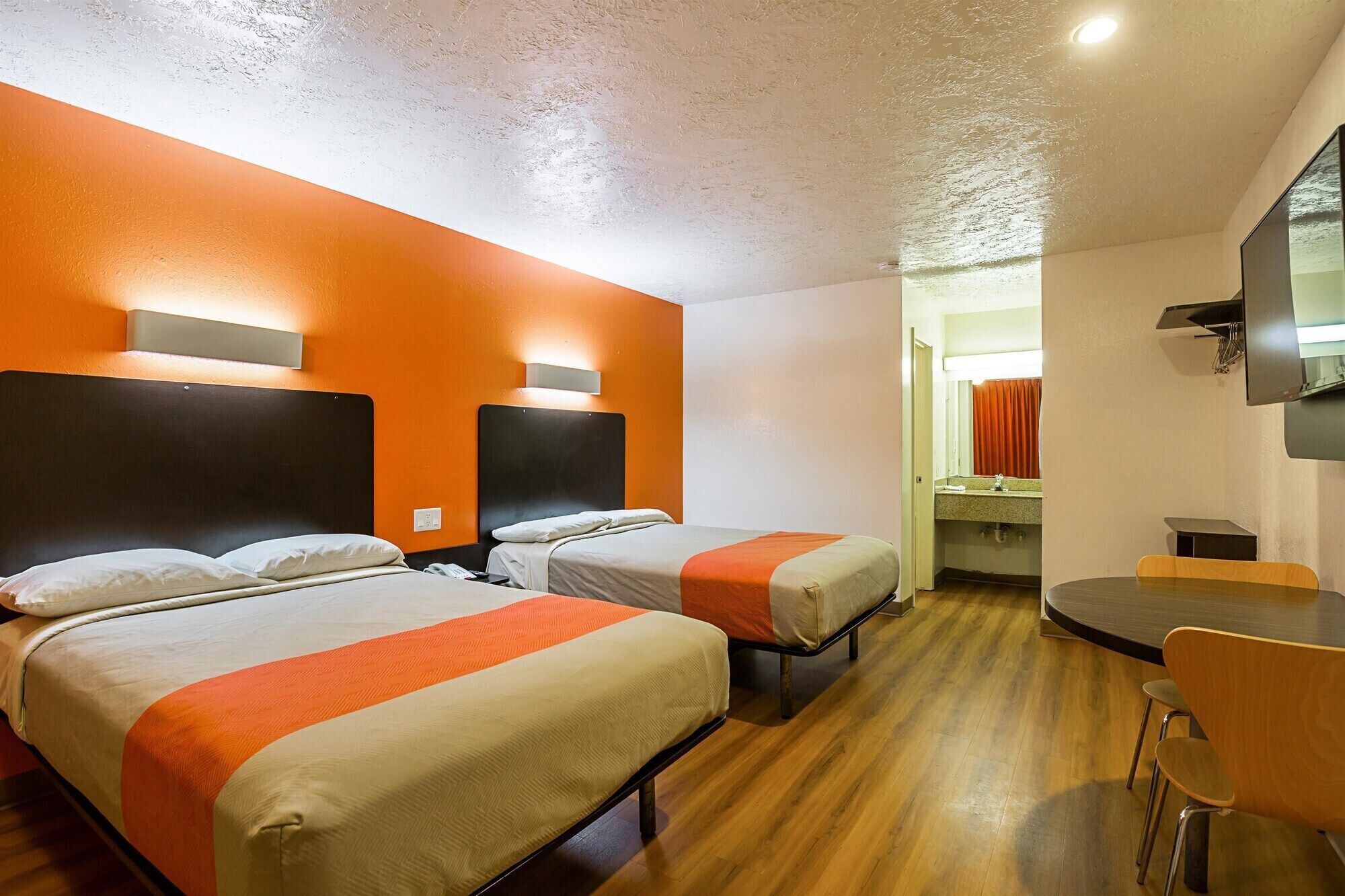 Wi-fi (inkludert) og sengetøy