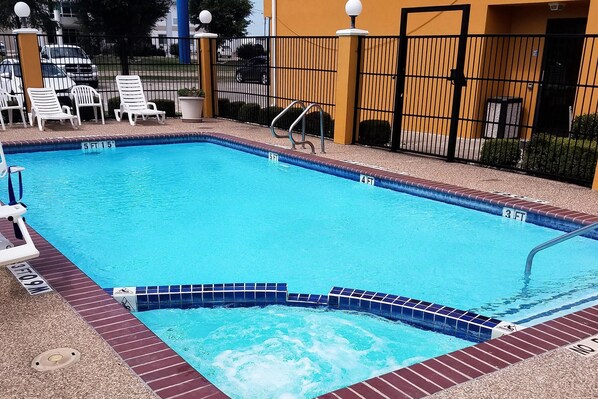 Seasonal outdoor pool