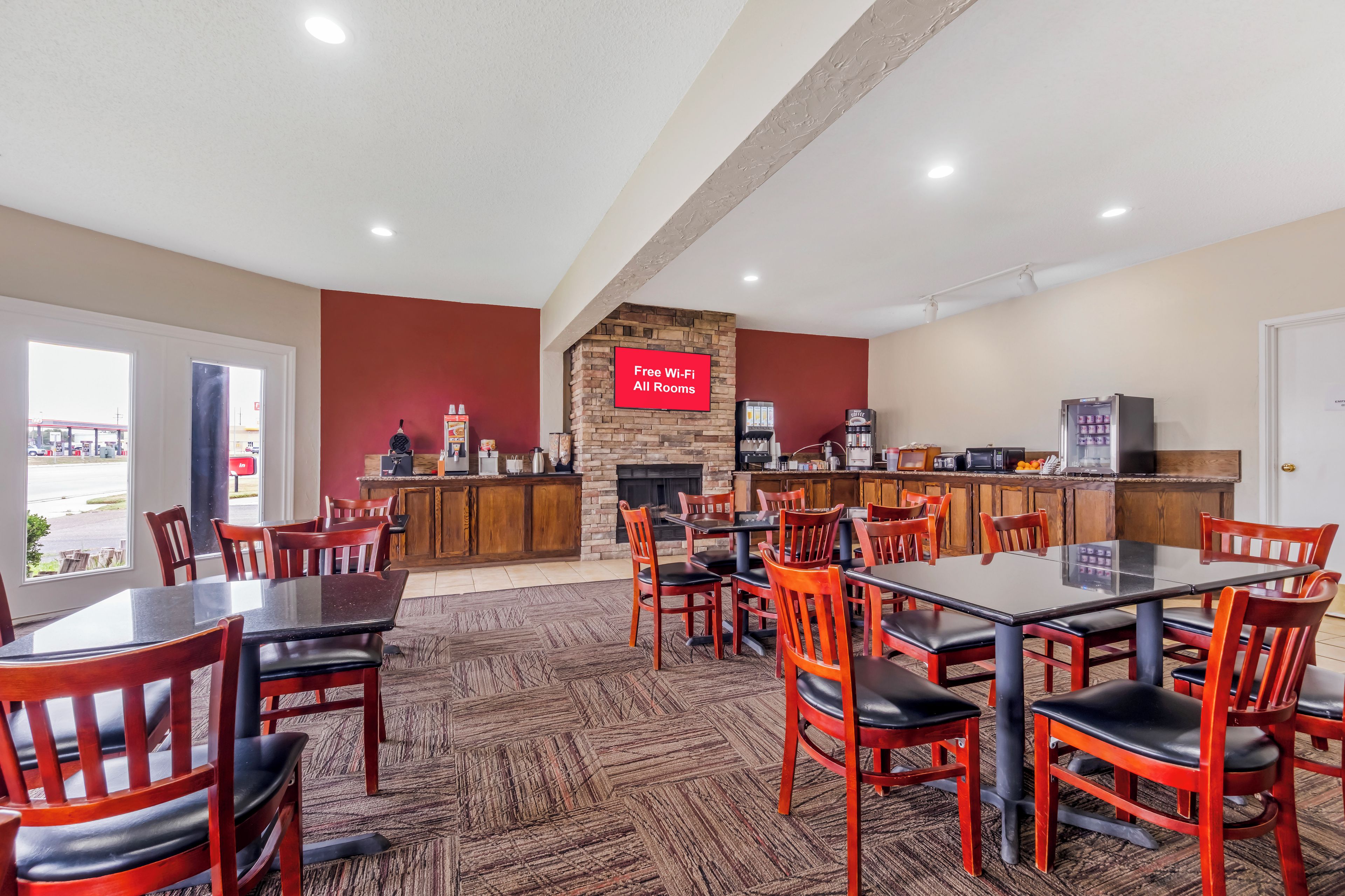 Breakfast area