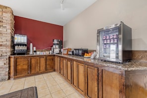 Free daily continental breakfast