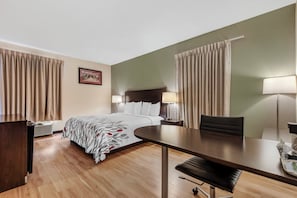 Superior Room, 1 King Bed, Non Smoking | Soundproofing, iron/ironing board, free cribs/infant beds, rollaway beds