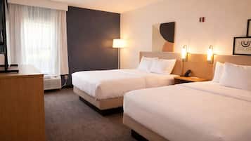 Roupas de cama premium, escrivaninha, ferros/tábuas de passar roupa