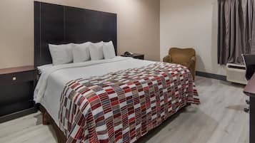 Premium bedding, desk, iron/ironing board, cribs/infant beds