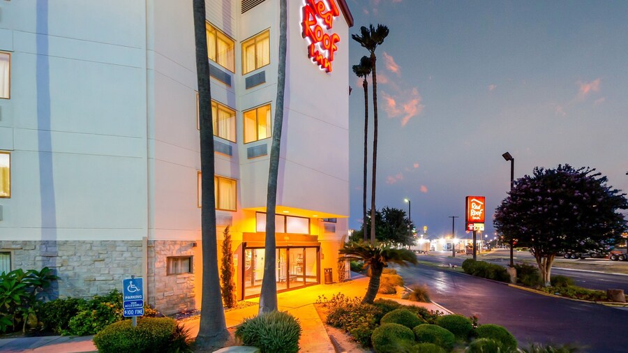 Red Roof Inn Laredo