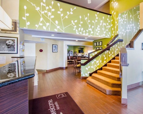 Lobby. Econo Lodge Amarillo East