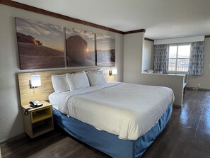 Minibar, desk, blackout drapes, soundproofing