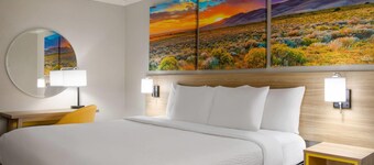 Days Inn by Wyndham Suites Fredericksburg